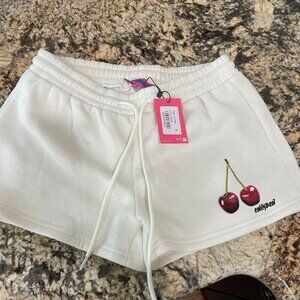 Edikted Cherry Shorts